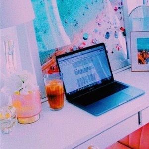 Meet your Posher, Josie